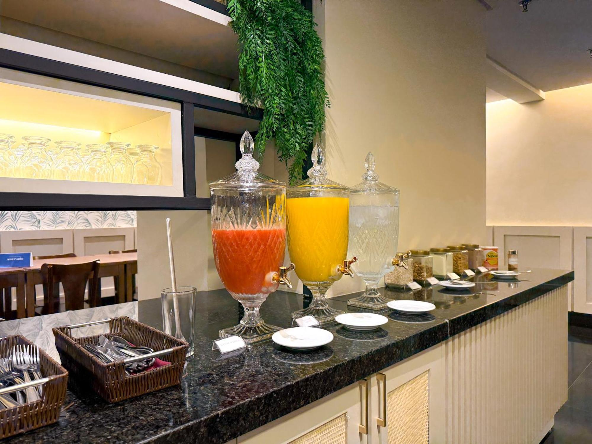Vivence Suites Hotel Palmas Палмас Екстериор снимка